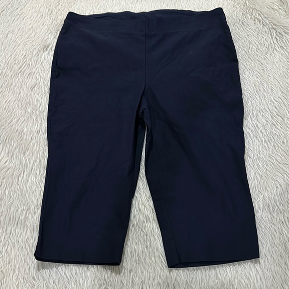 Chicos blue elastic stretchy capri shorts size 3 - Picture 1 of 6